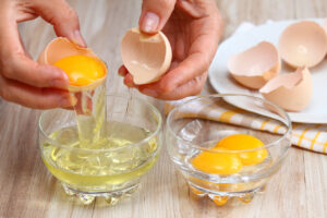 Cómo aprovechar las claras de huevo sobrantes