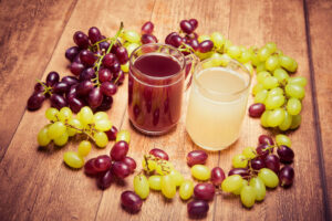 Cómo hacer mosto de uva, bebida dulce natural